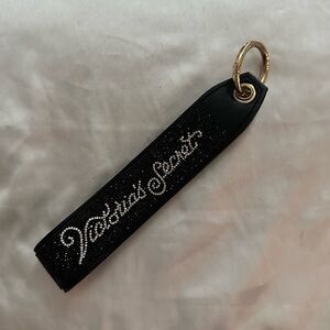 Victoria Secret
Wristlet Strap Keychain
